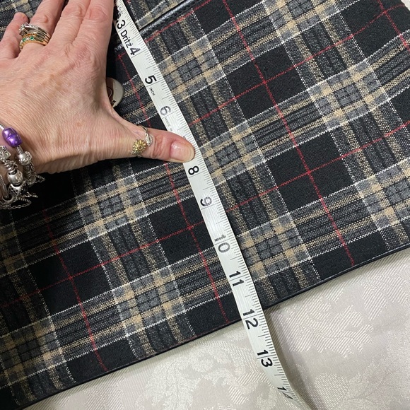 Tommy Hilfiger vintage black plaid wool tote. - Picture 8 of 8